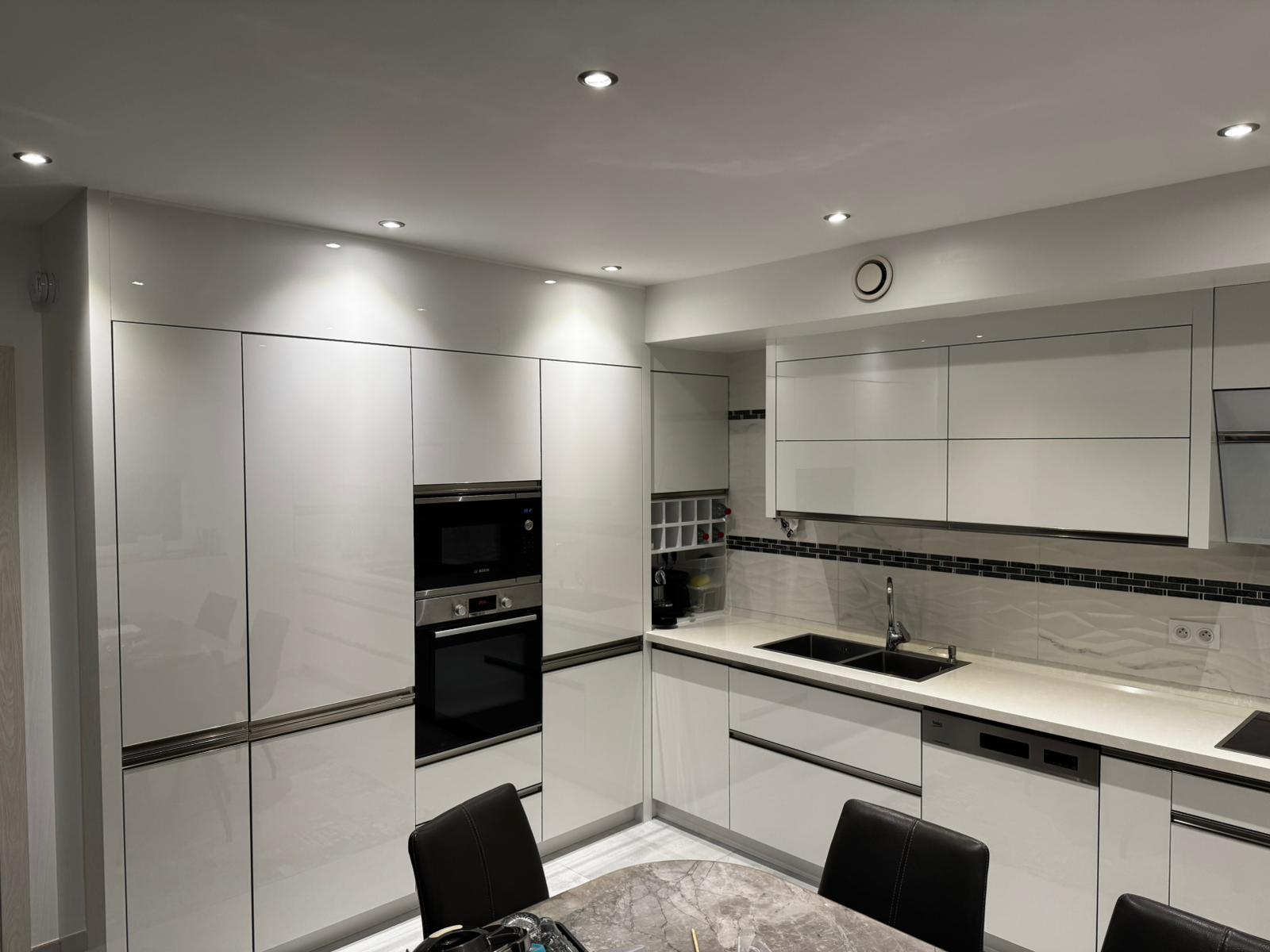 Cuisine sur mesure CYRA 1